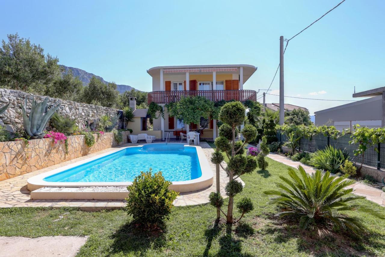 Apartment Family Friendly With A Swimming Pool Kastel Sucurac, - 14047 Kastela